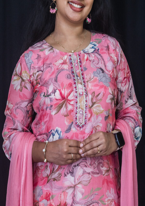 Floral pink set - Image 3