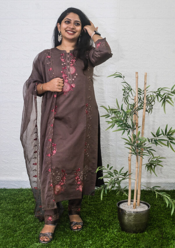 Embroidery salwar set