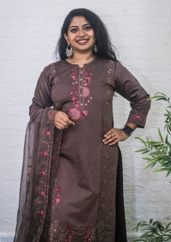 Embroidery salwar set - Image 2