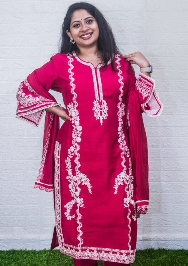Floral Embroidery set - Image 3