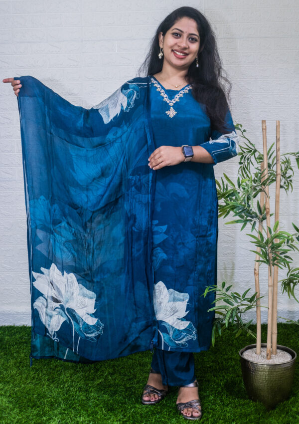 Crepe silk set