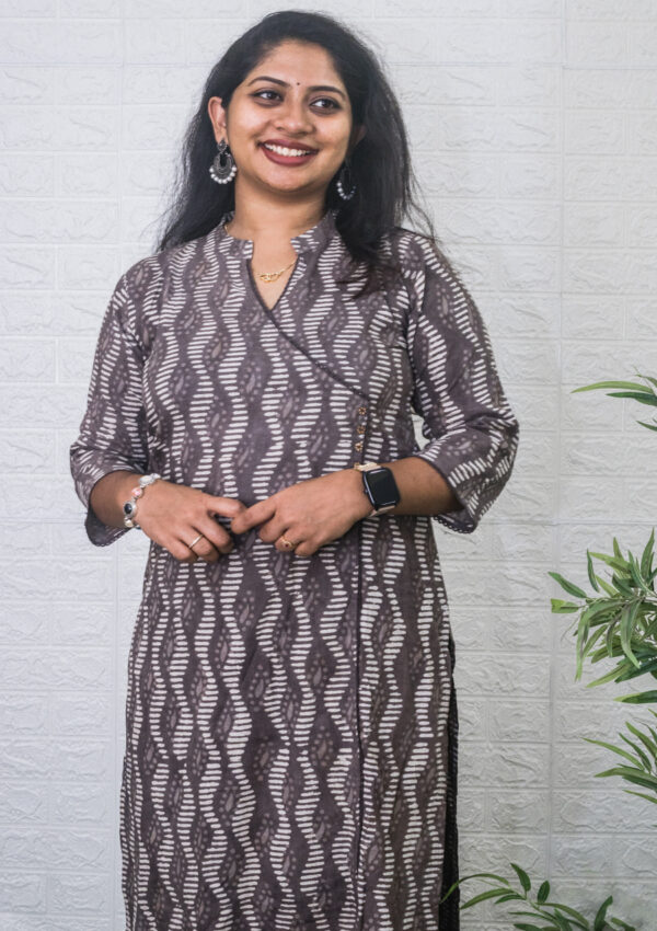 Printed top and bottom - Image 3
