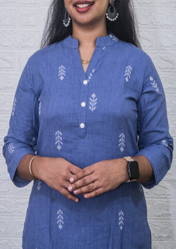 Casual wear top and bottom - Image 2