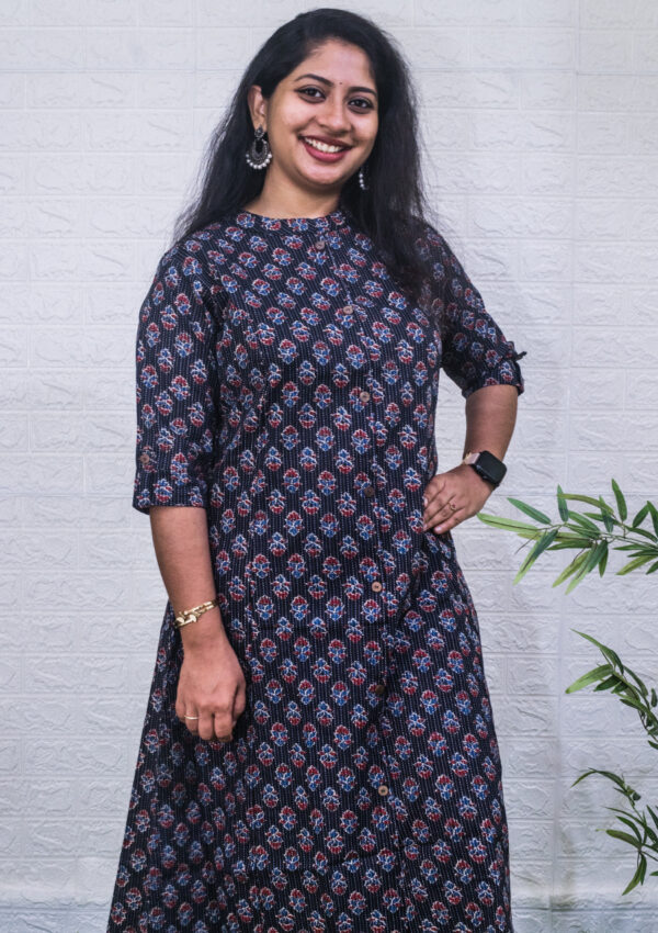 Printed A-line kurti - Image 3