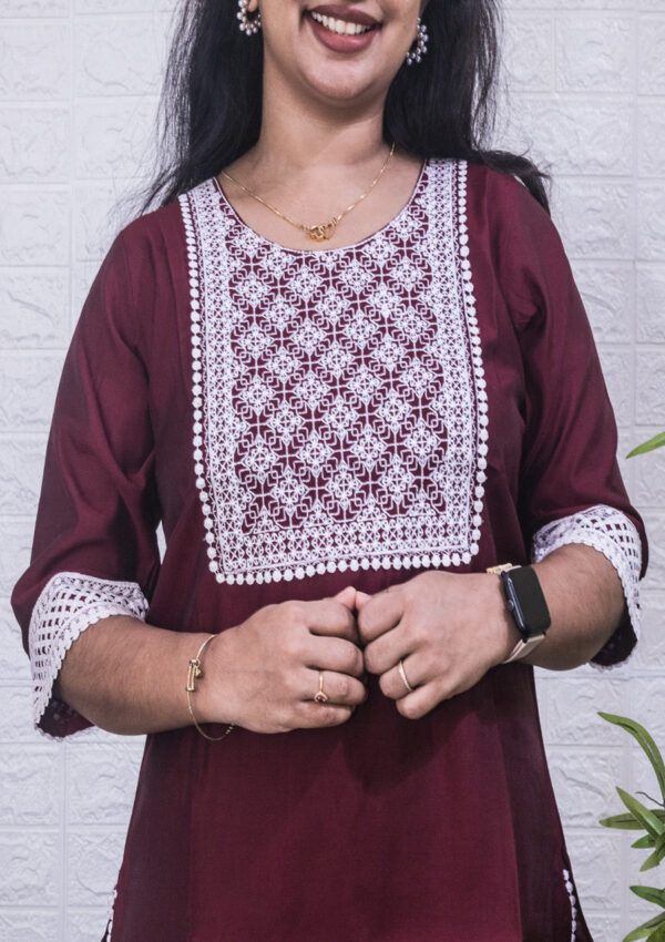 Embroidery top - Image 2